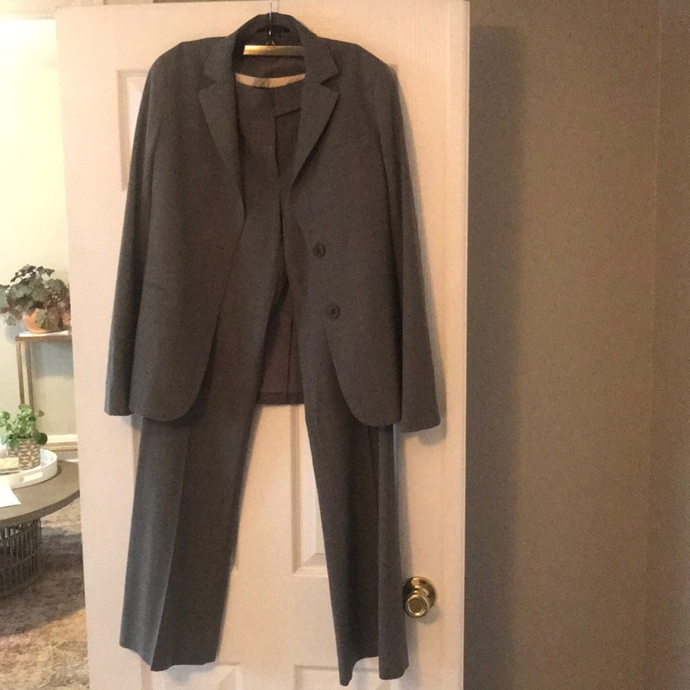 Theory Suit Set